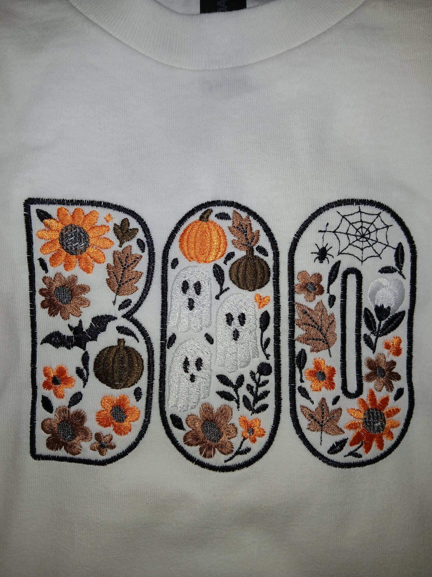 🎃👻Embroidered Halloween "Boo" T-Shirt with Floral Spooky Design